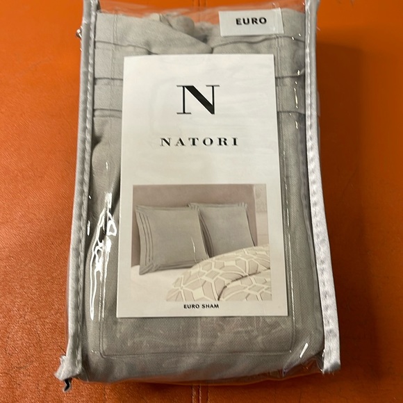 Natori European Sham (1) - Picture 1 of 4